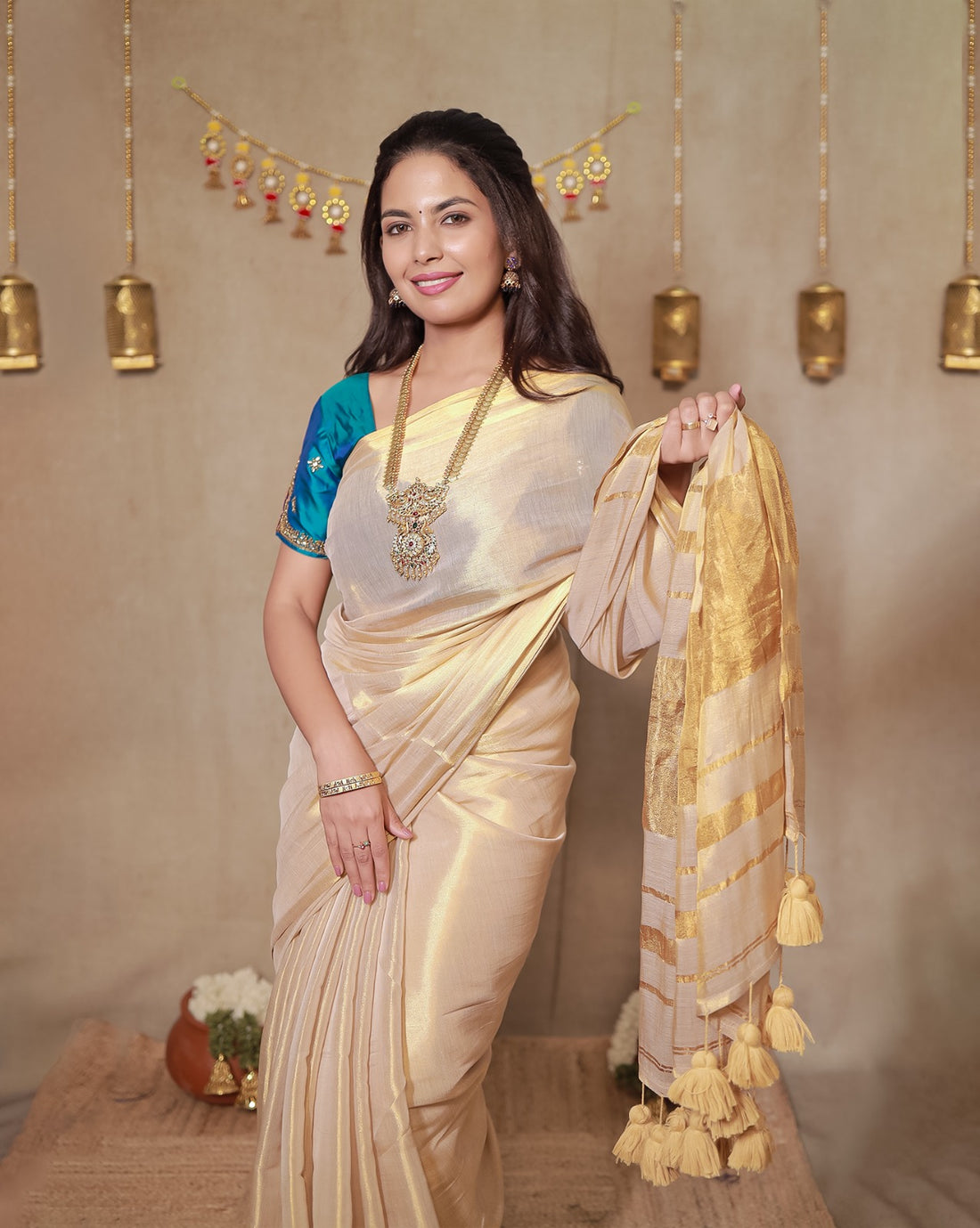 SUVARNA- Premium Tissue Saree -TSNN005