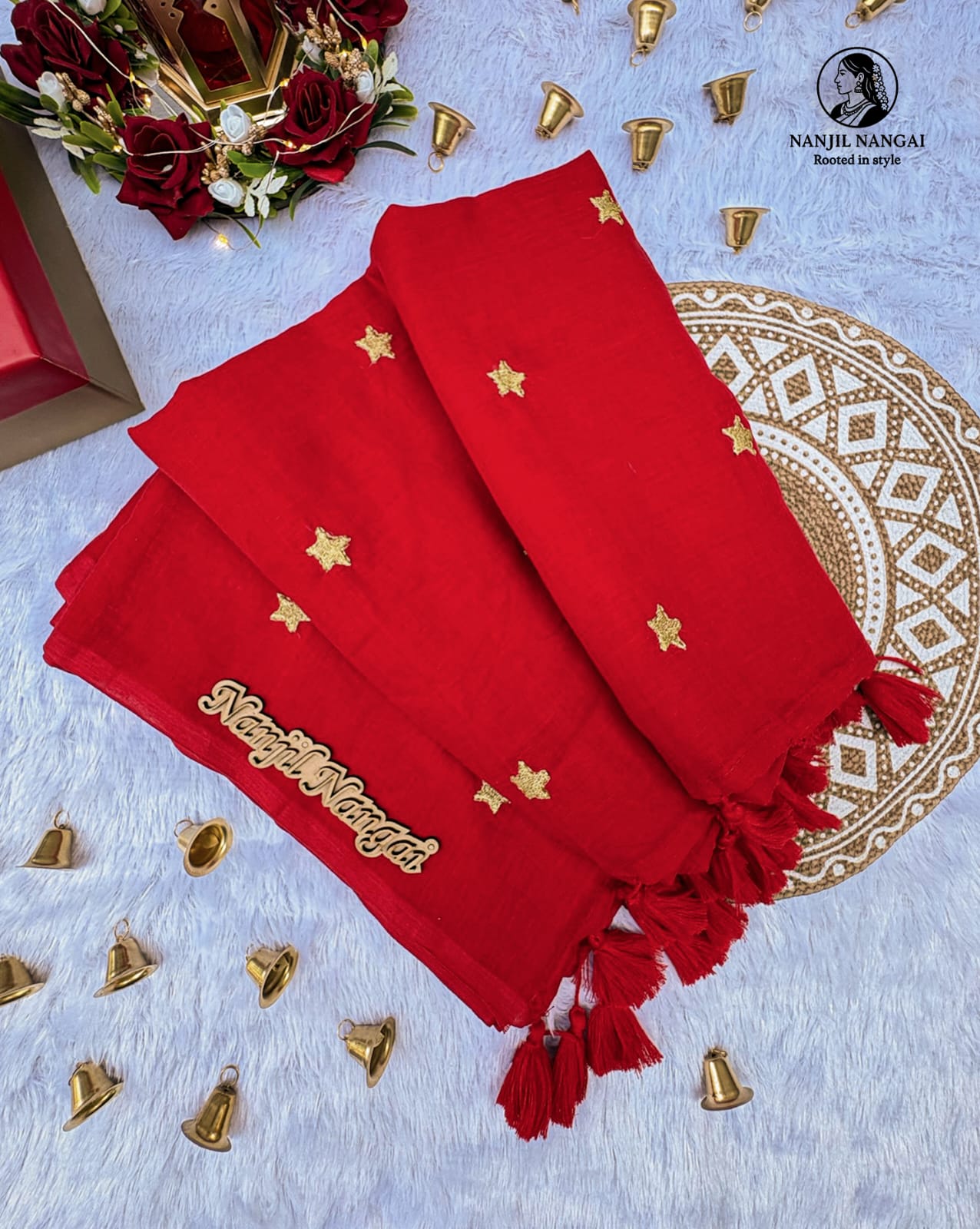THAARINI — The Golden Star Glow - Mul cotton Saree - MULNN006