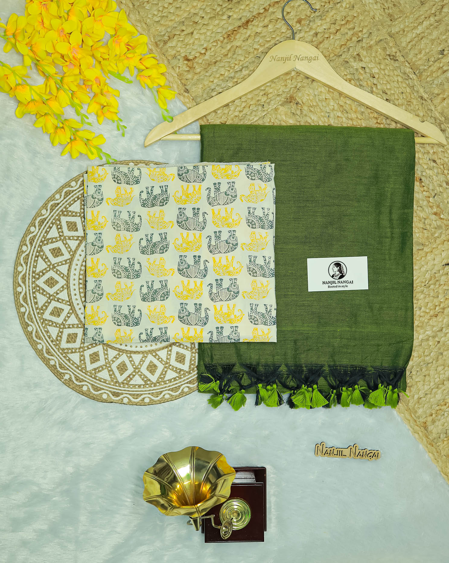 MARUDHANI COMBO (KHBBNN10) - Premium Khadi Saree with Unstitched blouse Material