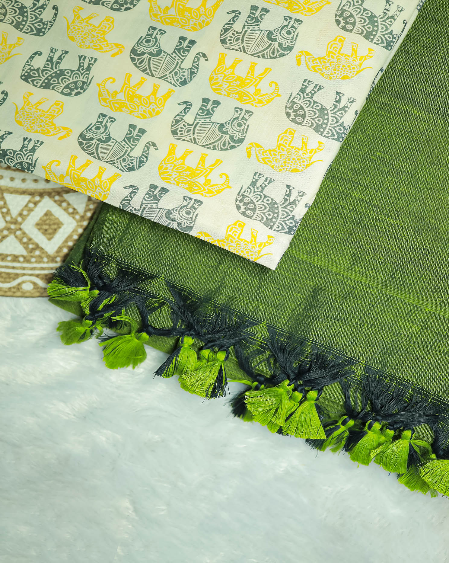 MARUDHANI COMBO (KHBBNN10) - Premium Khadi Saree with Unstitched blouse Material