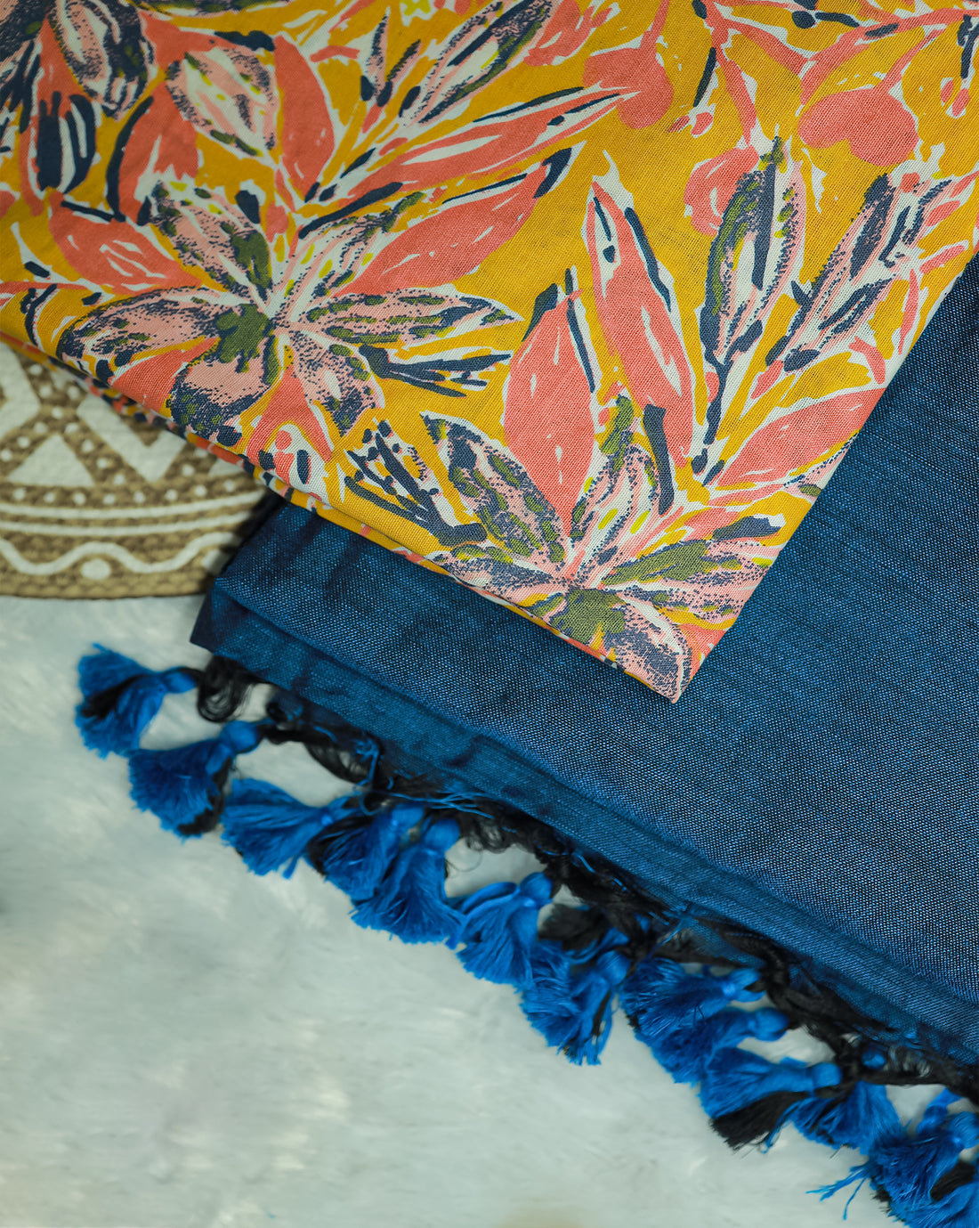 NEELAM COMBO (KHBBNN20) - Premium Khadi Saree with Unstitched blouse Material