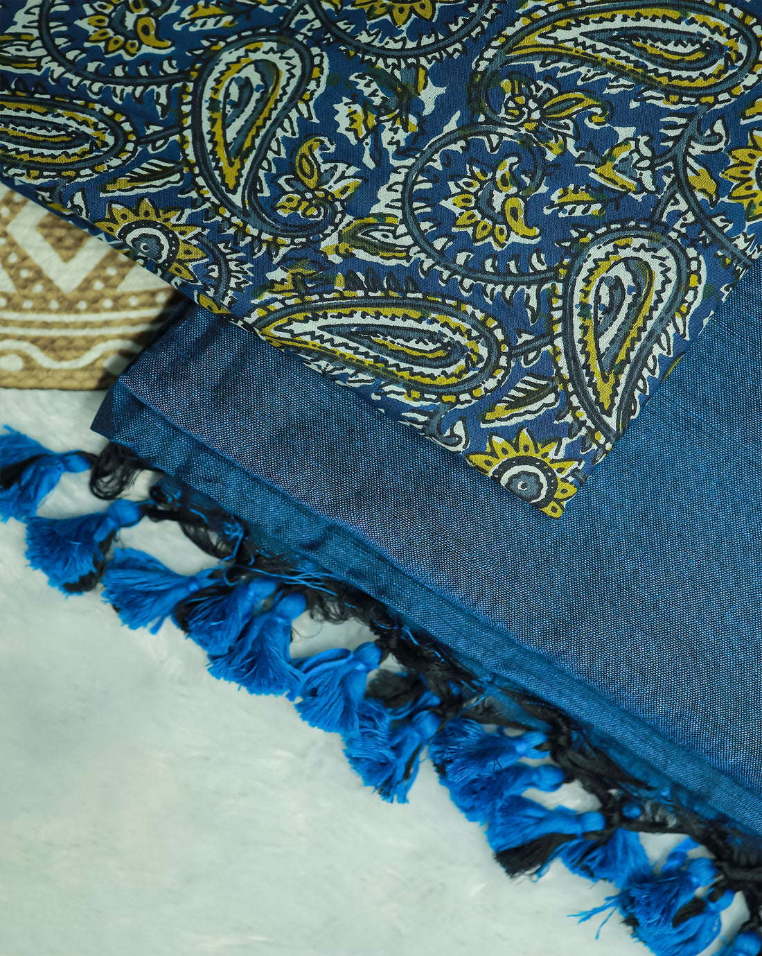 NEELAM COMBO (KHBBNN21) - Premium Khadi Saree with Unstitched blouse Material