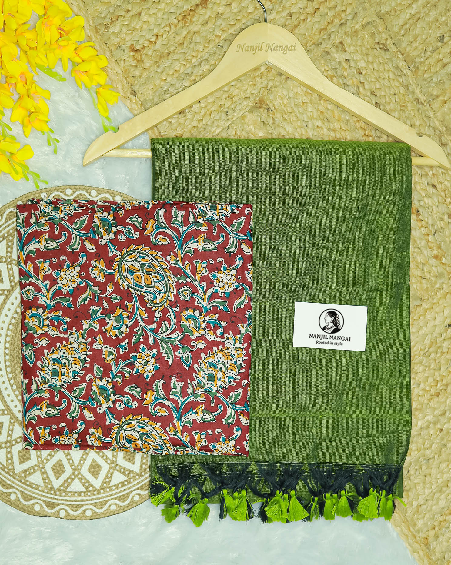 MARUDHANI COMBO (KHBBNN9) - Premium Khadi Saree with Unstitched blouse Material