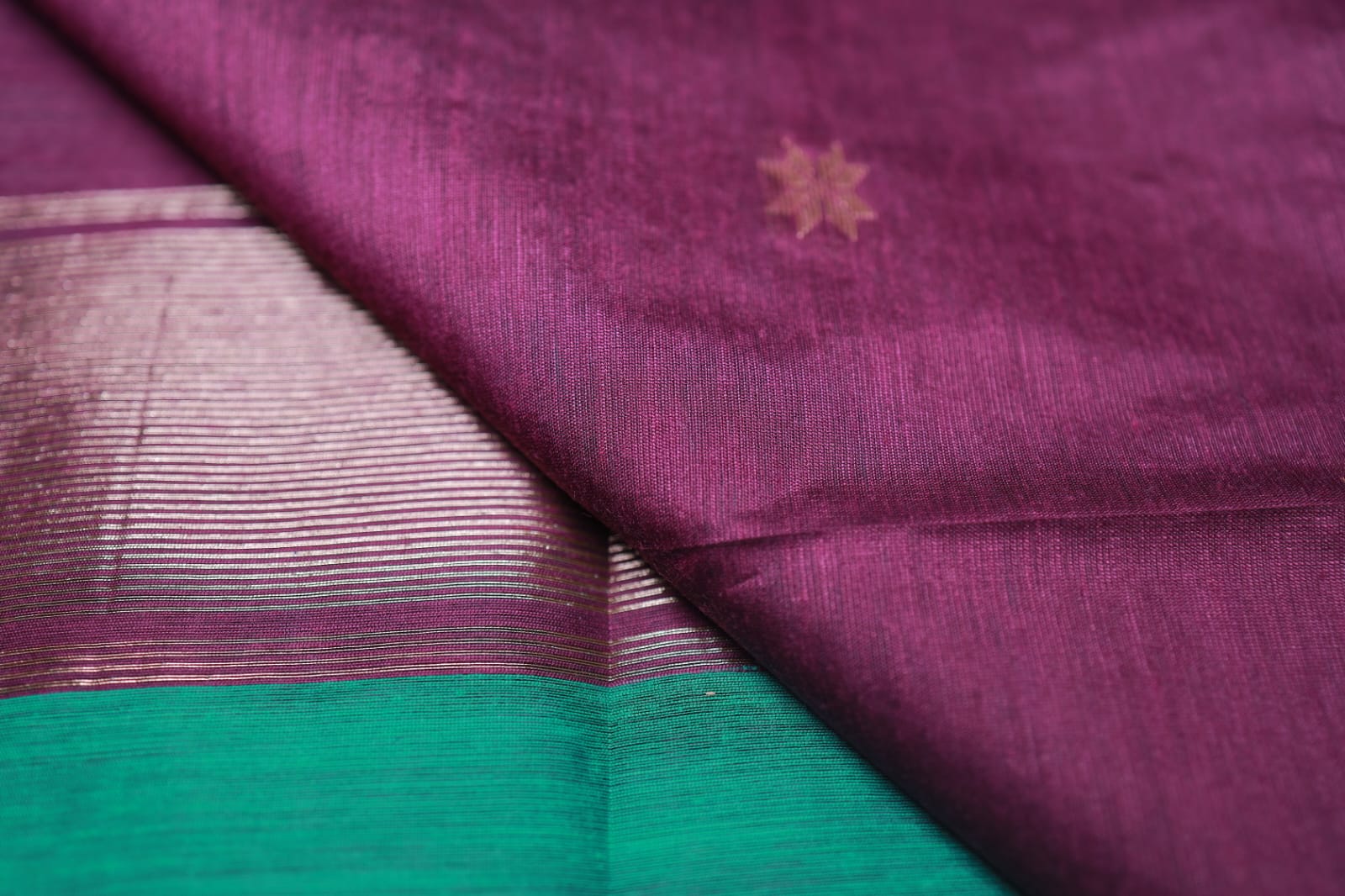 MAHESHWARI - TRADITIONAL HANDLOOM   CLASSIC BUTTAS  SAREE COLLECTION - MAHNNO3