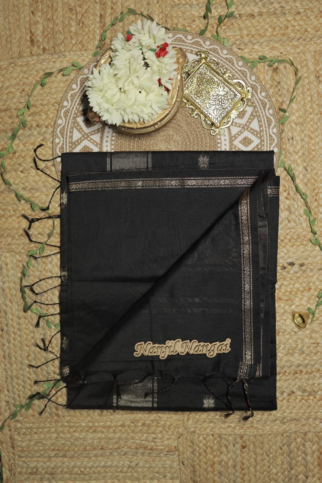 MAHESHWARI - TRADITIONAL HANDLOOM   CLASSIC BUTTAS  SAREE COLLECTION - MAHNNO7