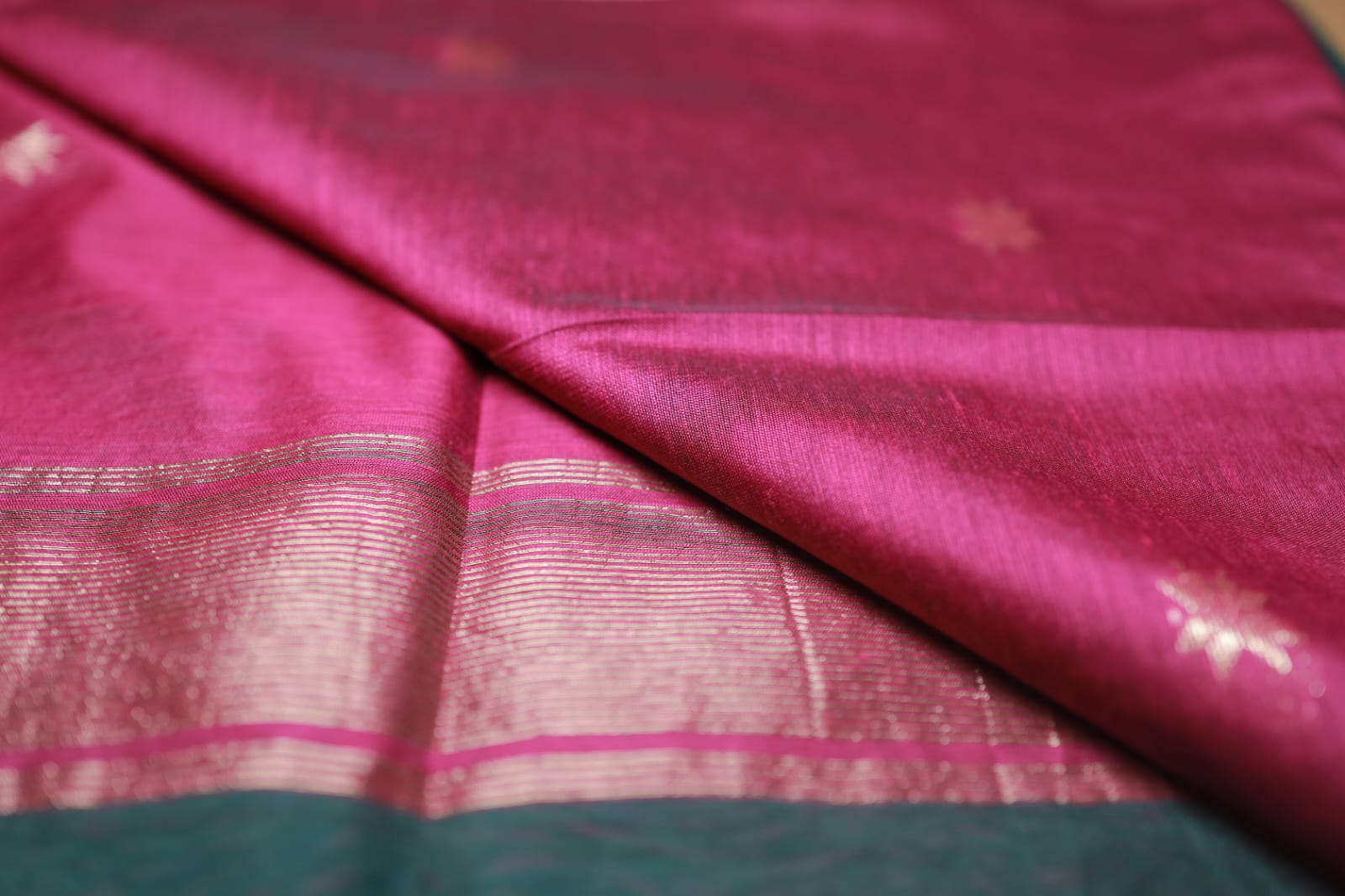 MAHESHWARI - TRADITIONAL HANDLOOM   CLASSIC BUTTAS  SAREE COLLECTION - MAHNNO9