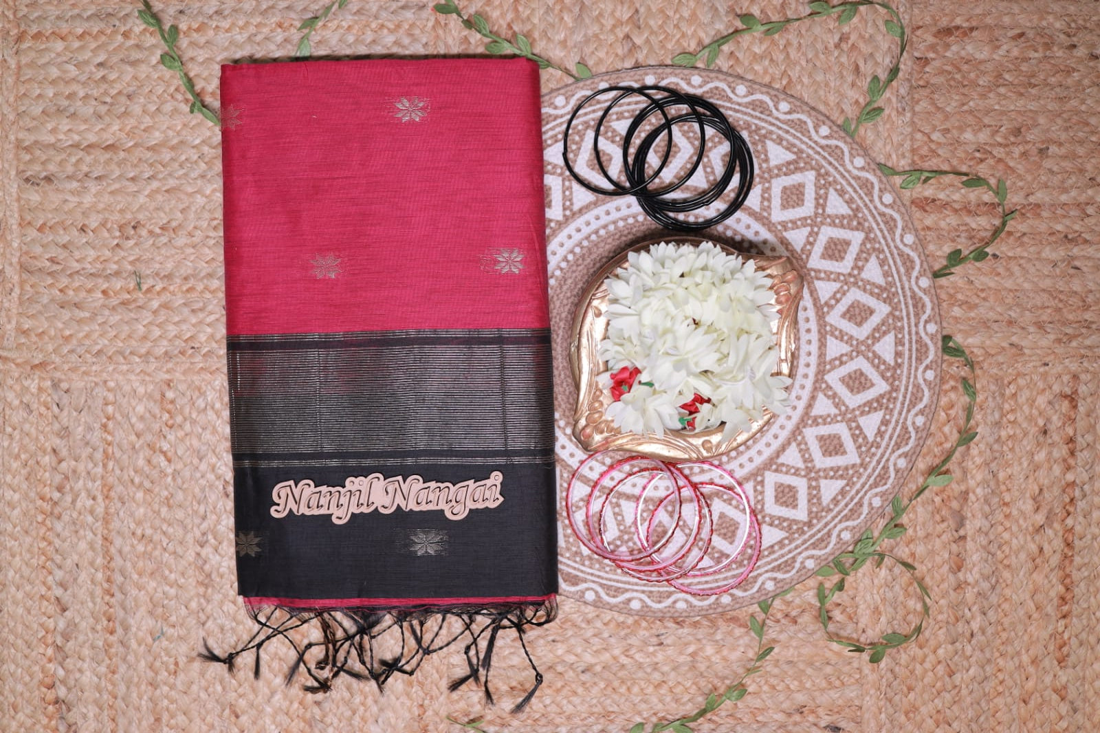 MAHESHWARI - TRADITIONAL HANDLOOM   CLASSIC BUTTAS  SAREE COLLECTION - MAHNNO10