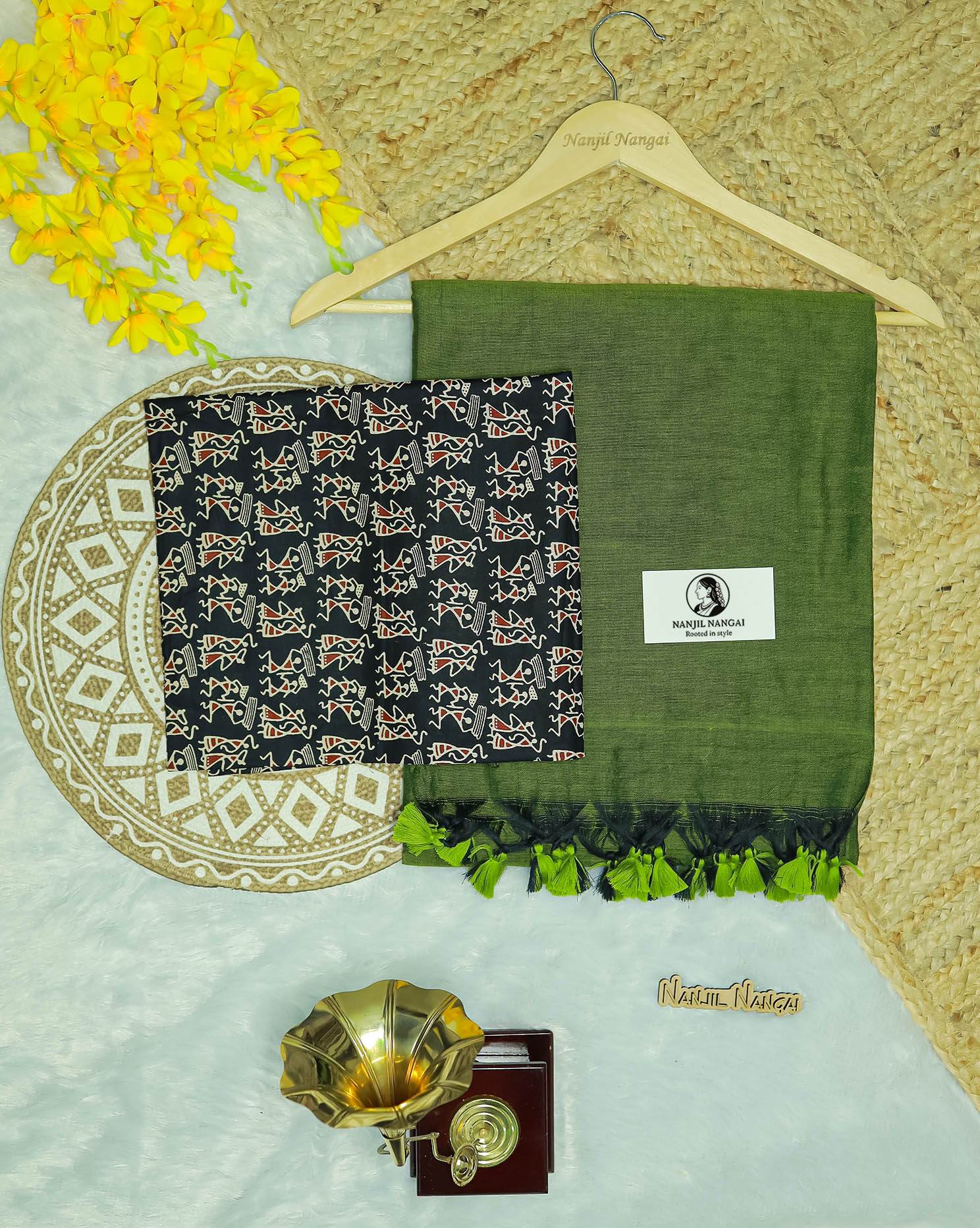 MARUDHANI COMBO (KHBBNN7) - Premium Khadi Saree with Unstitched blouse Material
